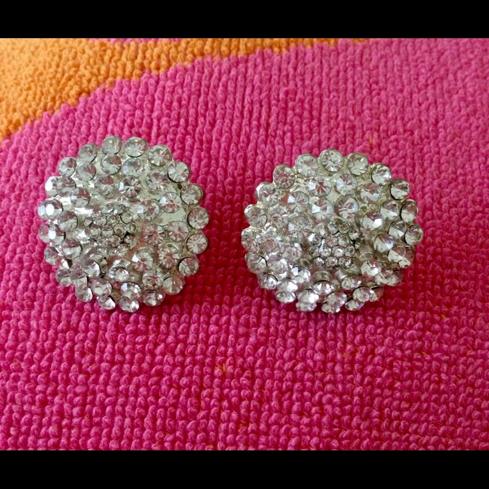 💕💕💕Bling Bling Cute Earrings